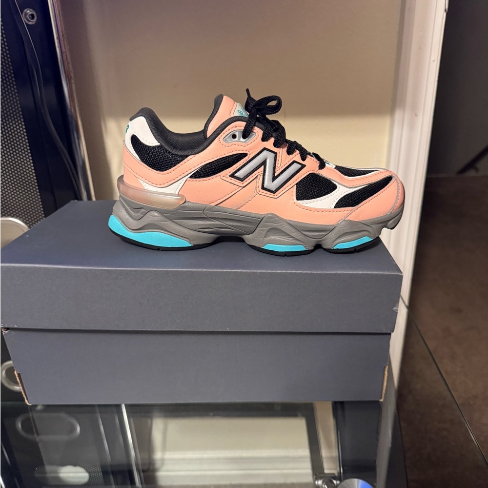New Balance Women's Coral and Black Sneakers